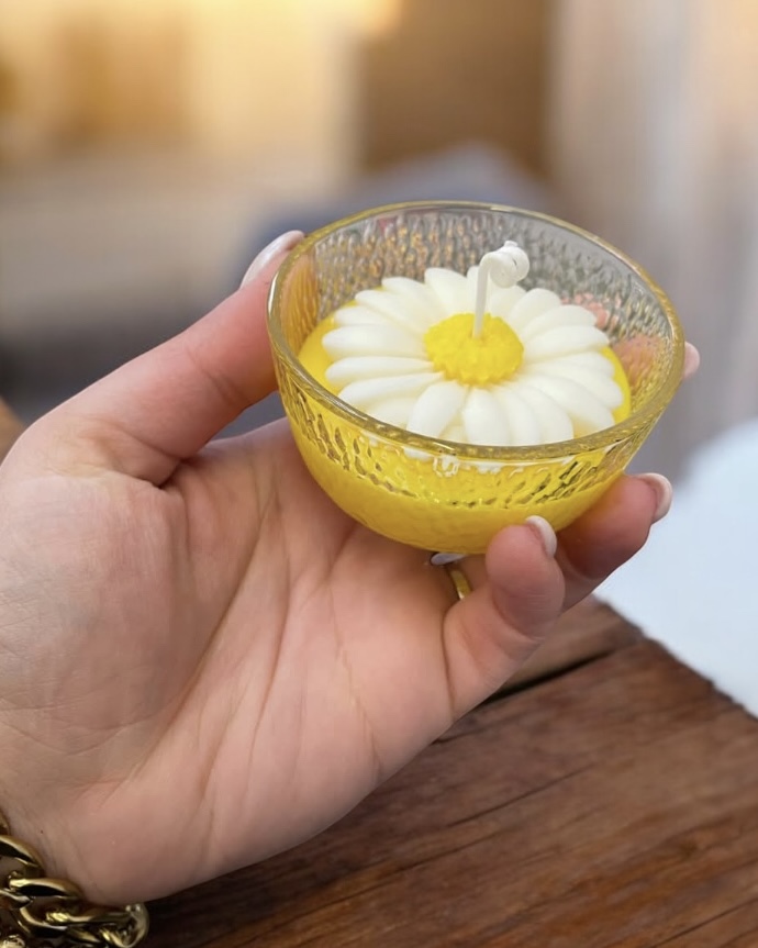 Mini bowl candle