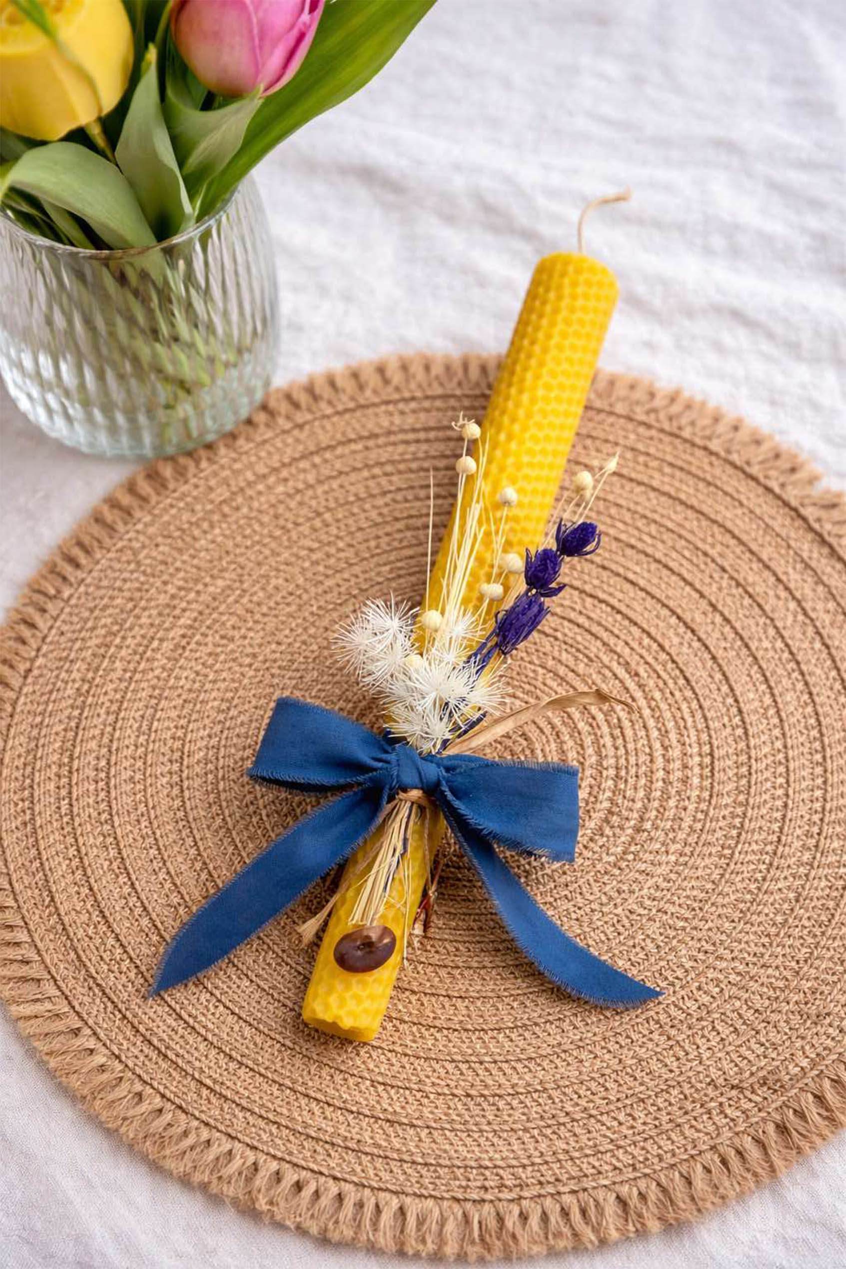 ΧΕΙΡΟΠΟΙΗΤΗ ΠΑΣΧΑΛΙΝΗ ΛΑΜΠΑΔΑ ΑΠΟ ΦΥΣΙΚΟ ΚΕΡΙ ΜΕΛΙΣΣΑΣ