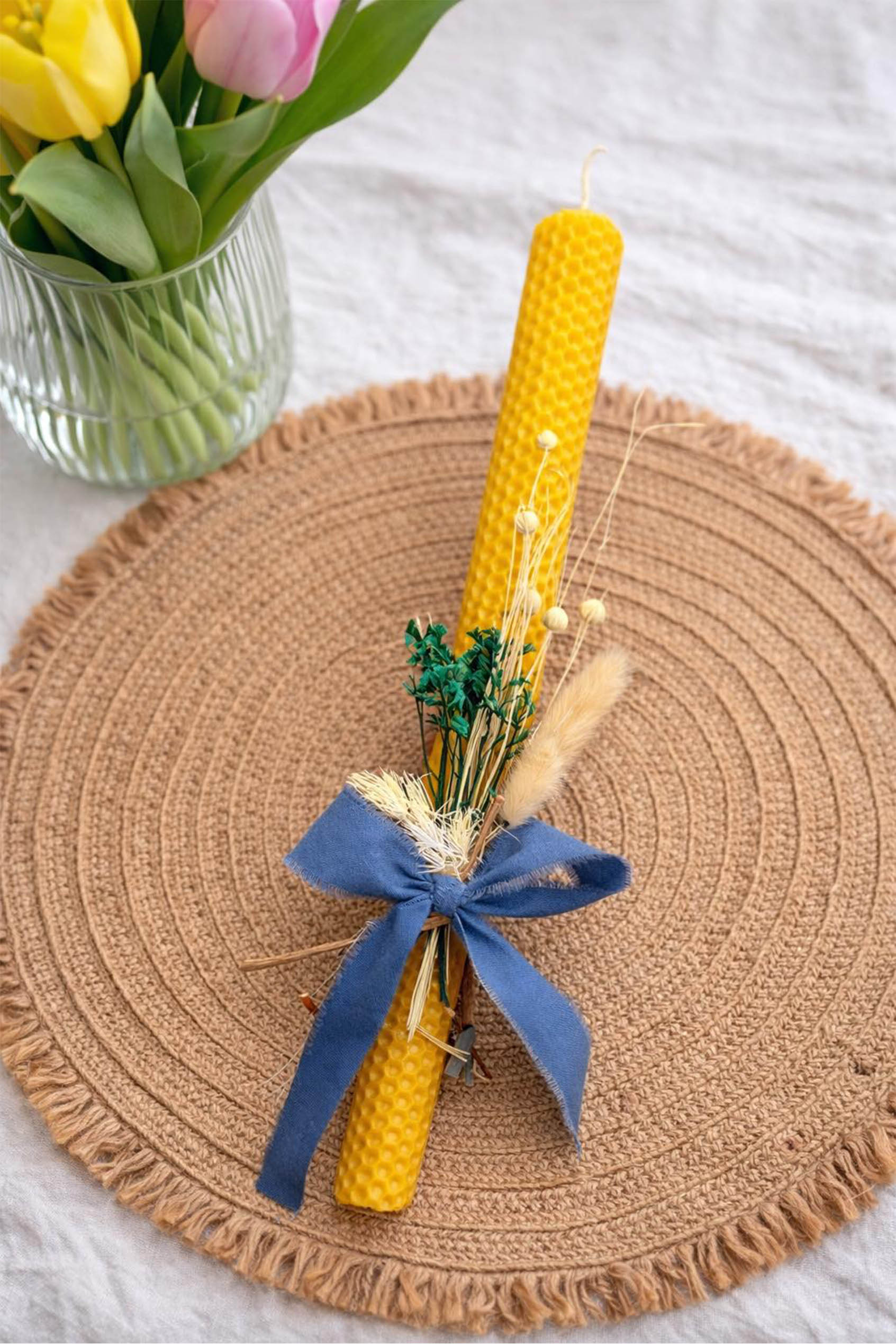 ΧΕΙΡΟΠΟΙΗΤΗ ΠΑΣΧΑΛΙΝΗ ΛΑΜΠΑΔΑ ΑΠΟ ΦΥΣΙΚΟ ΚΕΡΙ ΜΕΛΙΣΣΑΣ